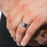 STEP EDGE BAND WITH DIAMONDS