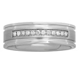 GROOVED BAND WITH DIAMONDS